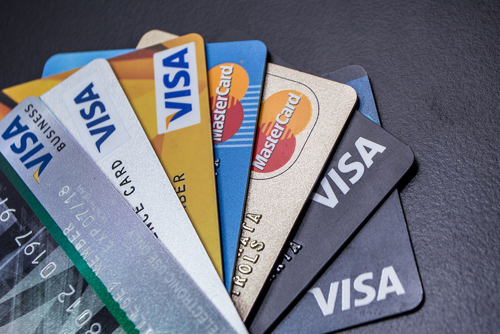 Advantages of a credit card
