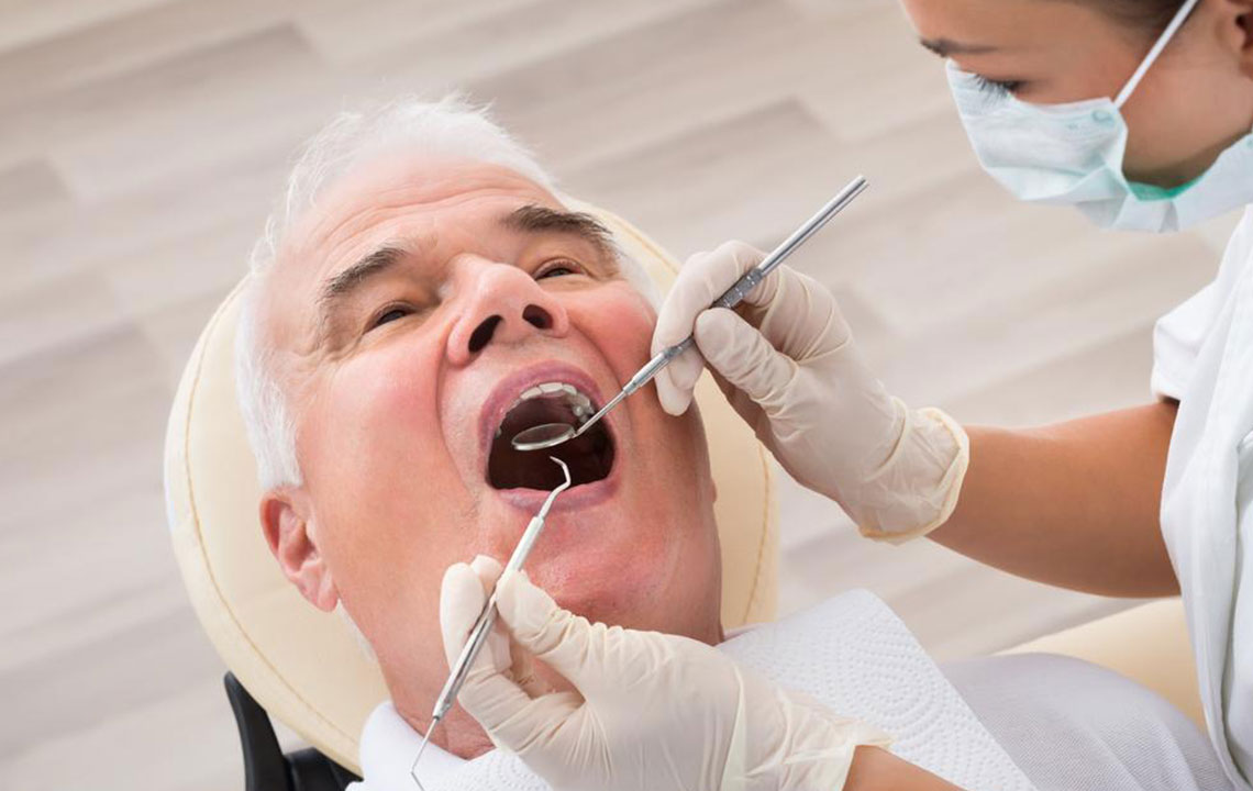 4 reasons why you should go to dental clinics
