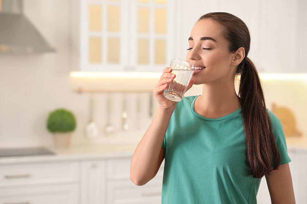 6 best times to drink water for maximum benefits
