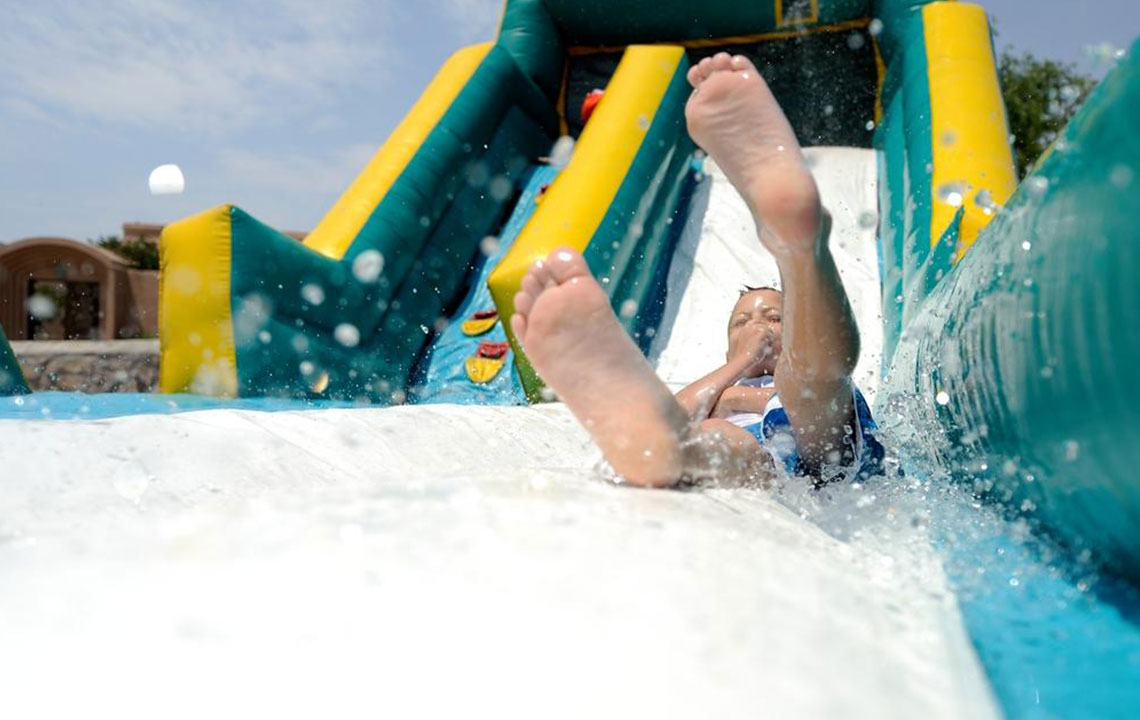Inflatable water slides &#8211; A great way to have fun during summers