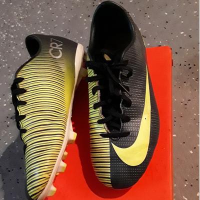 Nike Shoes | Barely Used Cleats | Color: Black | Size: 4bb