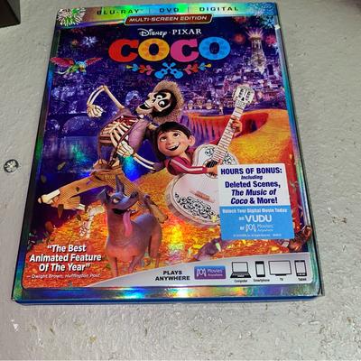 Disney Media | Coco (Blu-Ray, 2017) | Color: Orange | Size: Os