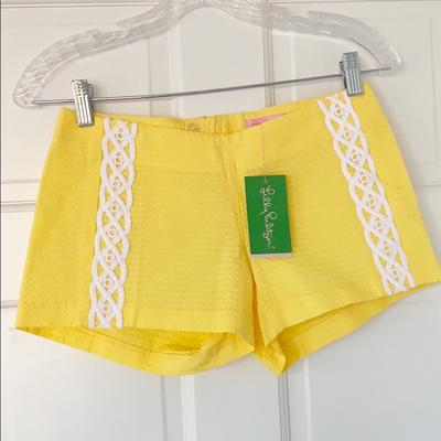 Lilly Pulitzer Shorts | Nwt Lilly Pulitzer Liza Shorts Size 000 Yellow White Cotton Sunglow Embroidered | Color: White/Yellow | Size: 000