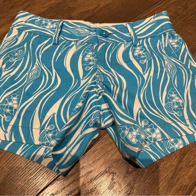 Lilly Pulitzer Shorts | Lilly Pulitzer Blue/White Callahan Shorts Size 000 | Color: Blue/White | Size: 000
