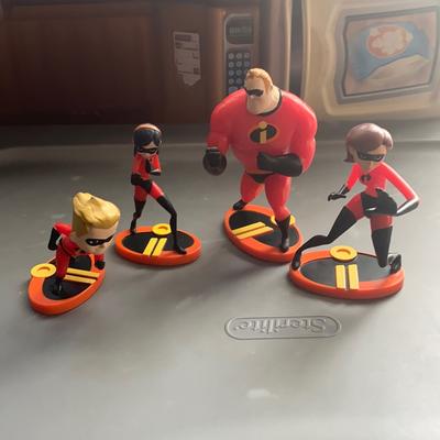 Disney Toys | Disney Incredibles Figures | Color: Red | Size: Osb