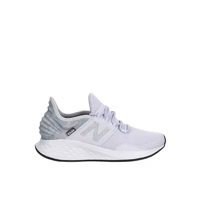 New Balance Womens Fresh Foam Roav Running Shoe - Pale Grey Size 6M