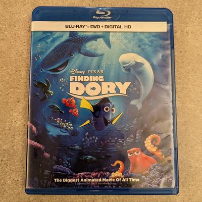 Disney Media | Disney Finding Dory Blu-Ray | Color: Blue | Size: Os