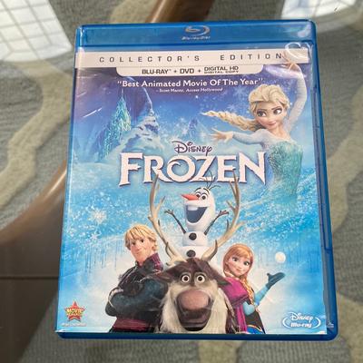 Disney Media | "Frozen" | Color: Red | Size: Os