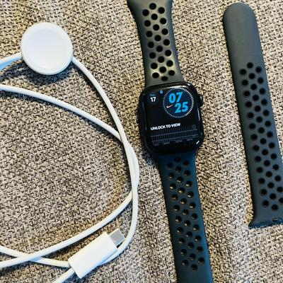 Nike Wearables | Apple Watch Nike Series 7 - 41mm | Color: Black | Size: Os