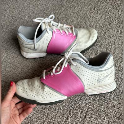 Nike Shoes | Nike Lunarlon Golf Shoe Womens Size Us 8 / Uk 5.5 / Eu 39 | Color: Pink/White | Size: 8