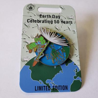 Disney Accessories | Disney Flik Pin - A Bug's Life -Earth Day 2020 Le | Color: Blue/Green | Size: Os