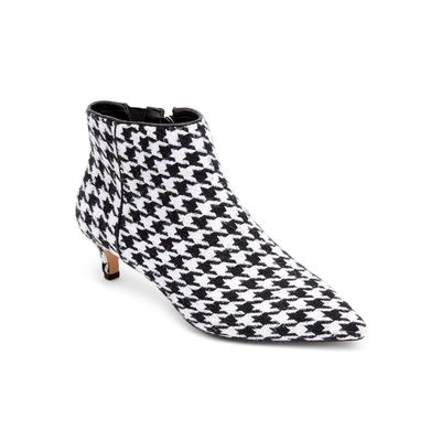 Wide Width Women's The Meredith Bootie by Comfortview in Houndstooth (Size 10 W)